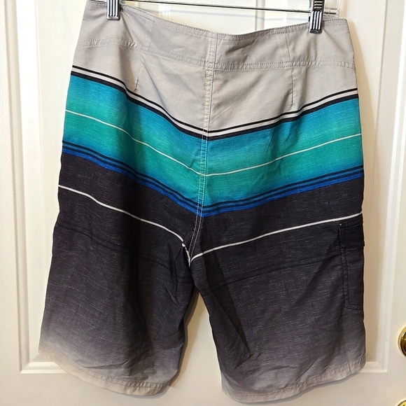 Goodfellow & Co, Shorts, Bermuda, Striped, Teal, Ombre, Lightweight, Velcro Fly - Picture 9 of 10